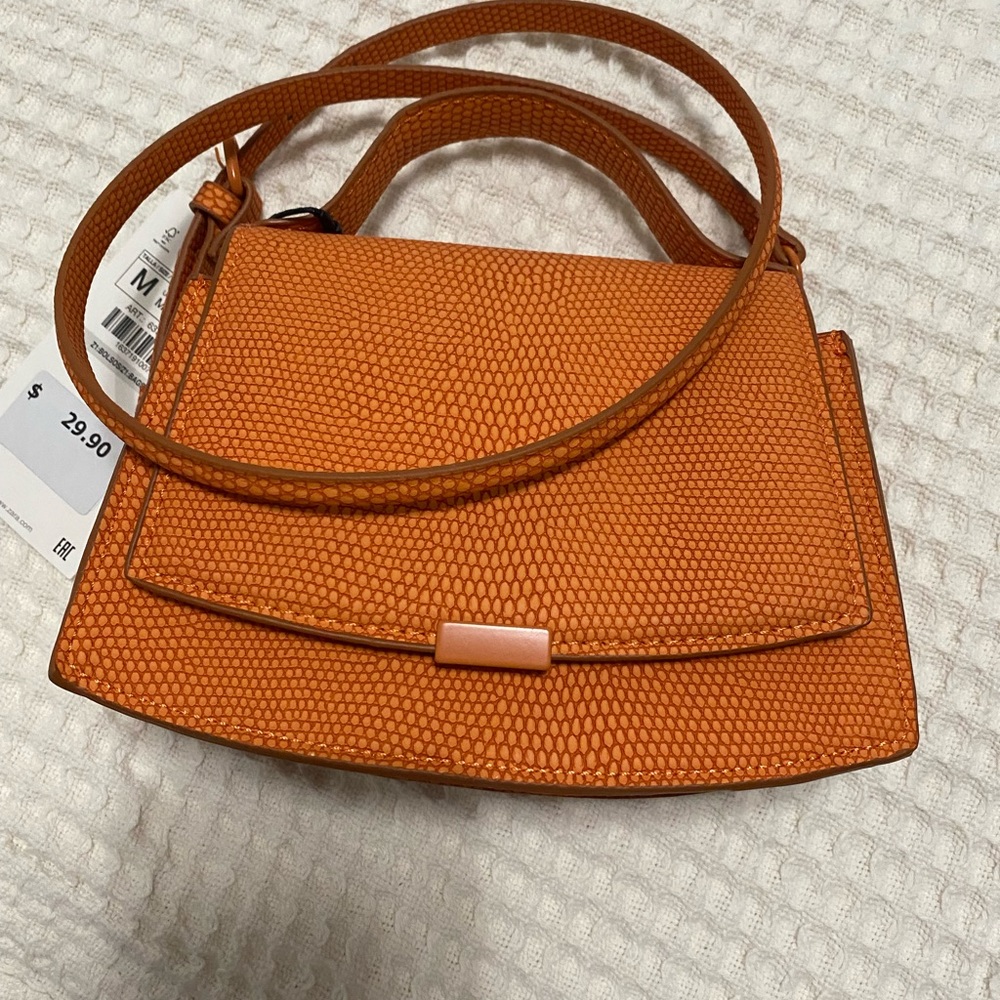 Super cute small Crossbody